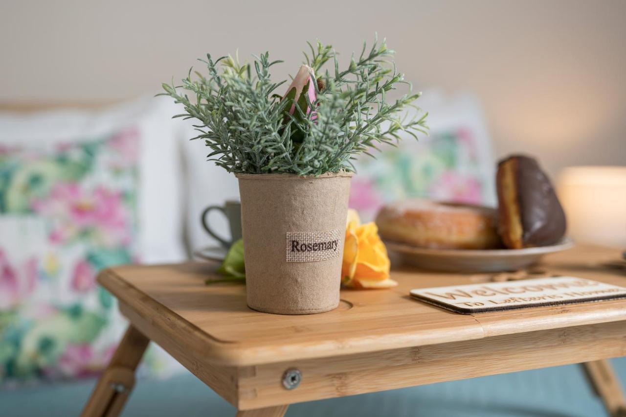 Floral Beach Apt With Lux Extras & Special Treats Kolimvárion Exterior foto